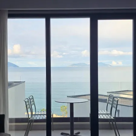 Azure & Pearl, Sea View & For 4 公寓 Vlorë
