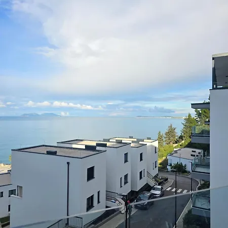 Azure & Pearl, Sea View & For 4 Appartamento *